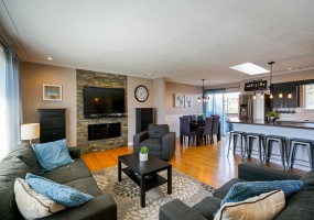 17055 Hereford Place,Surrey,Canada V3S 4X2,6 Bedrooms Bedrooms,3 BathroomsBathrooms,House,Hereford Place,1155